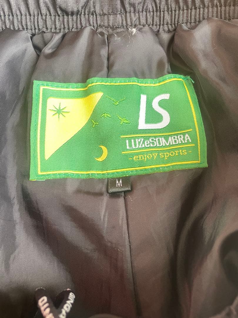 美品⭐︎ルースイソンブラ暖かい上下セット⭐︎Mサッカーフットサル中綿ブラック