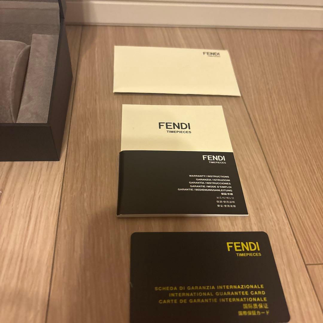 【美品】FENDI ゴールド クォーツ 腕時計
