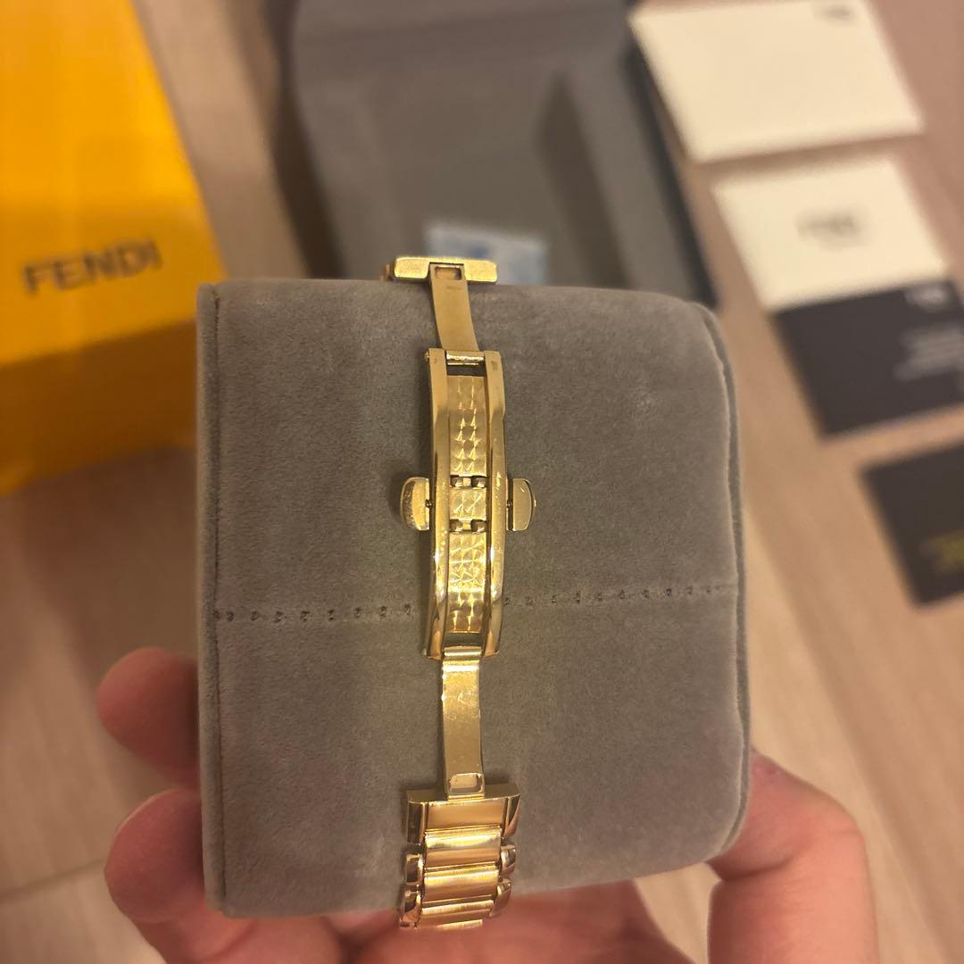 【美品】FENDI ゴールド クォーツ 腕時計