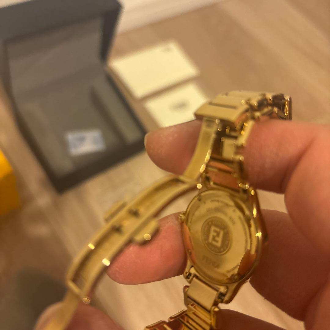 【美品】FENDI ゴールド クォーツ 腕時計
