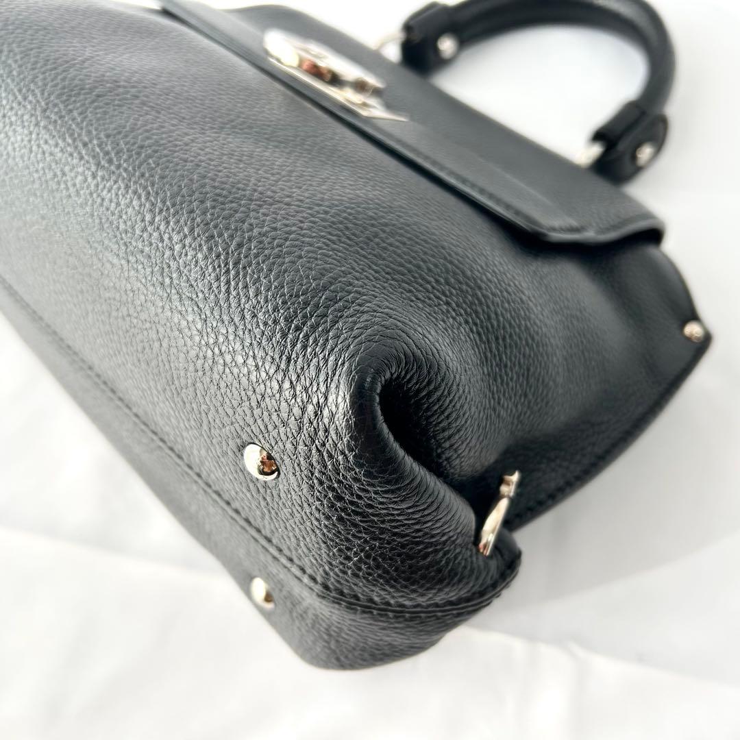 極美品　フェラガモ　ソフィア　2wayショルダーバッグ　レザー　ハンドバッグ　黒