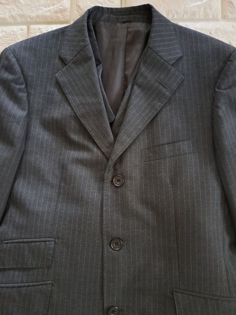 ち*い様 ☆年末セール★美品★バーバリー ブラックレーベル 3ピース 上下 スー