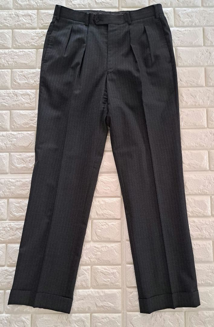 ち*い様 ☆年末セール★美品★バーバリー ブラックレーベル 3ピース 上下 スー