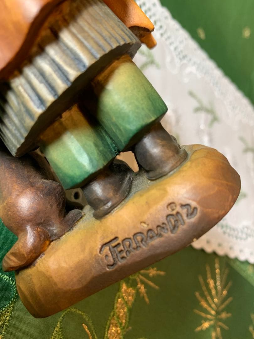 ANRIアンリ人形　17㎝のわんちゃん連れて音楽鳴らす男の子！可愛いです！