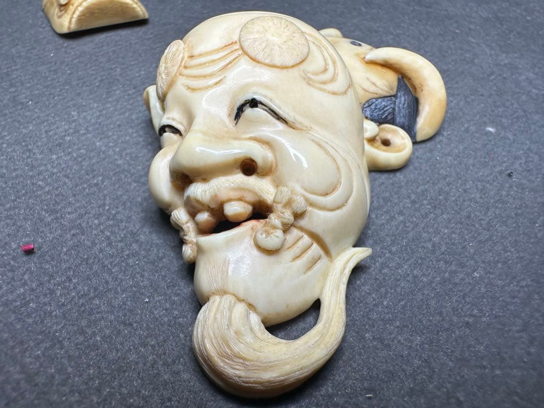 専用1点のみ　極上　根付　光一作　天然素材　アンティーク　骨董　飾り物