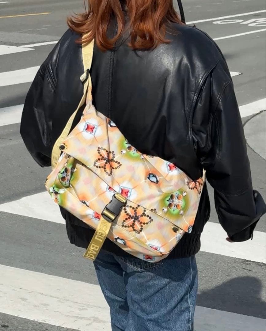 baggu x julia heuer メッセンジャーバッグ