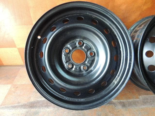 T223　16×6.5J　スチールホイール　4枚　PCD 114.3×5