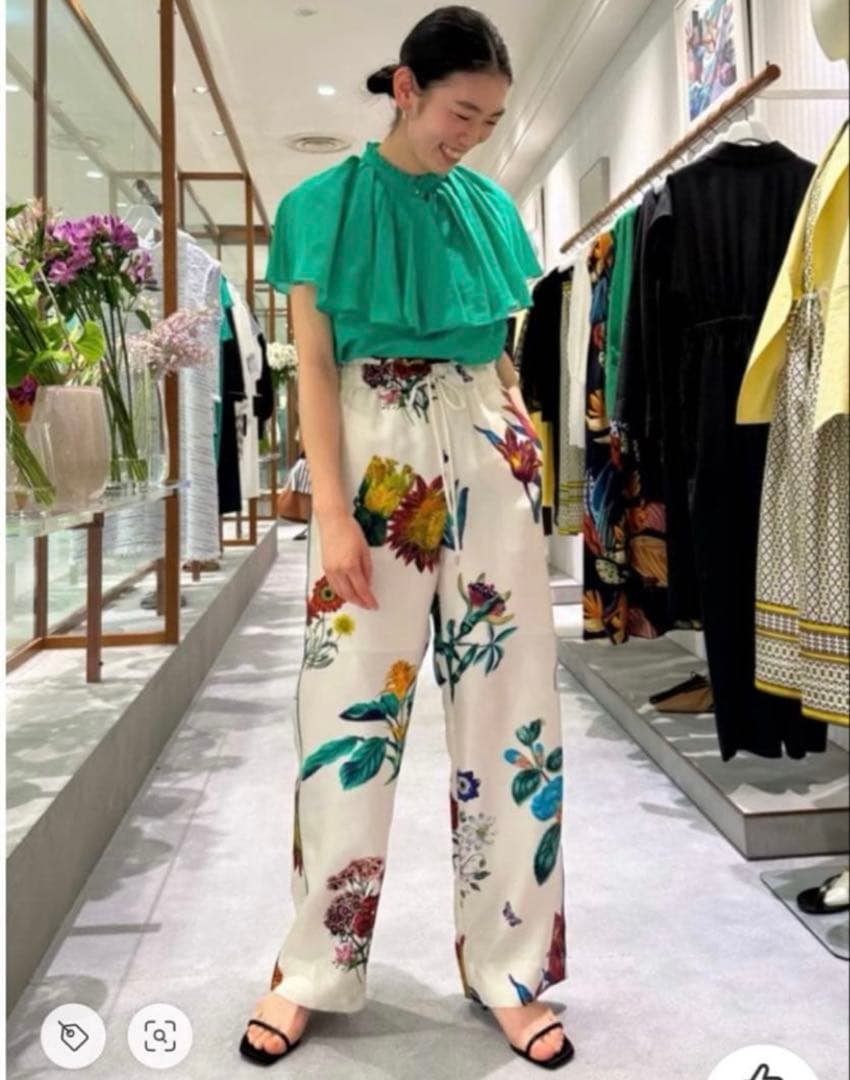 caban ボタニカルプリントパンツ