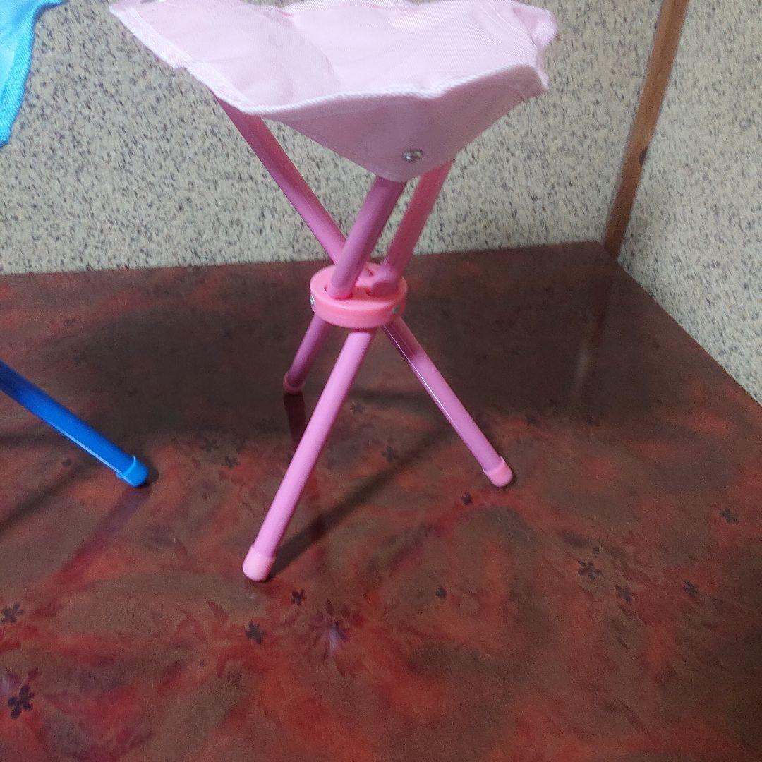 1175 ハローキティ折り畳み椅子