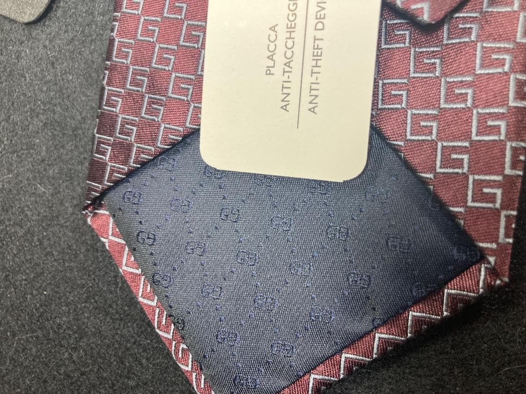 グッチ　ネクタイ　Gロゴ　赤茶色