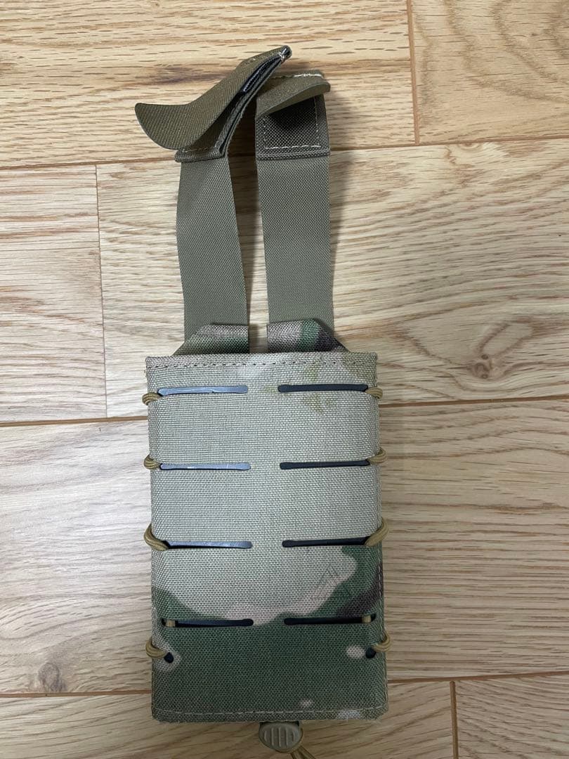 実物マガジンポーチセットDirect Action HUSAR等