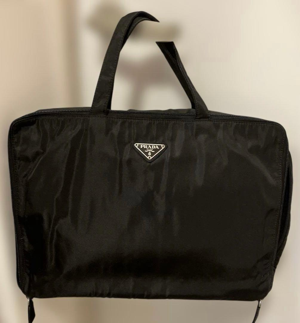プラダ ナイロン ビジネスバッグ
