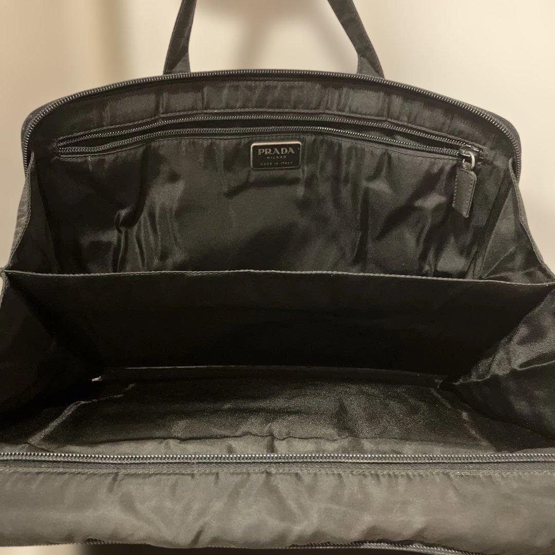 プラダ ナイロン ビジネスバッグ