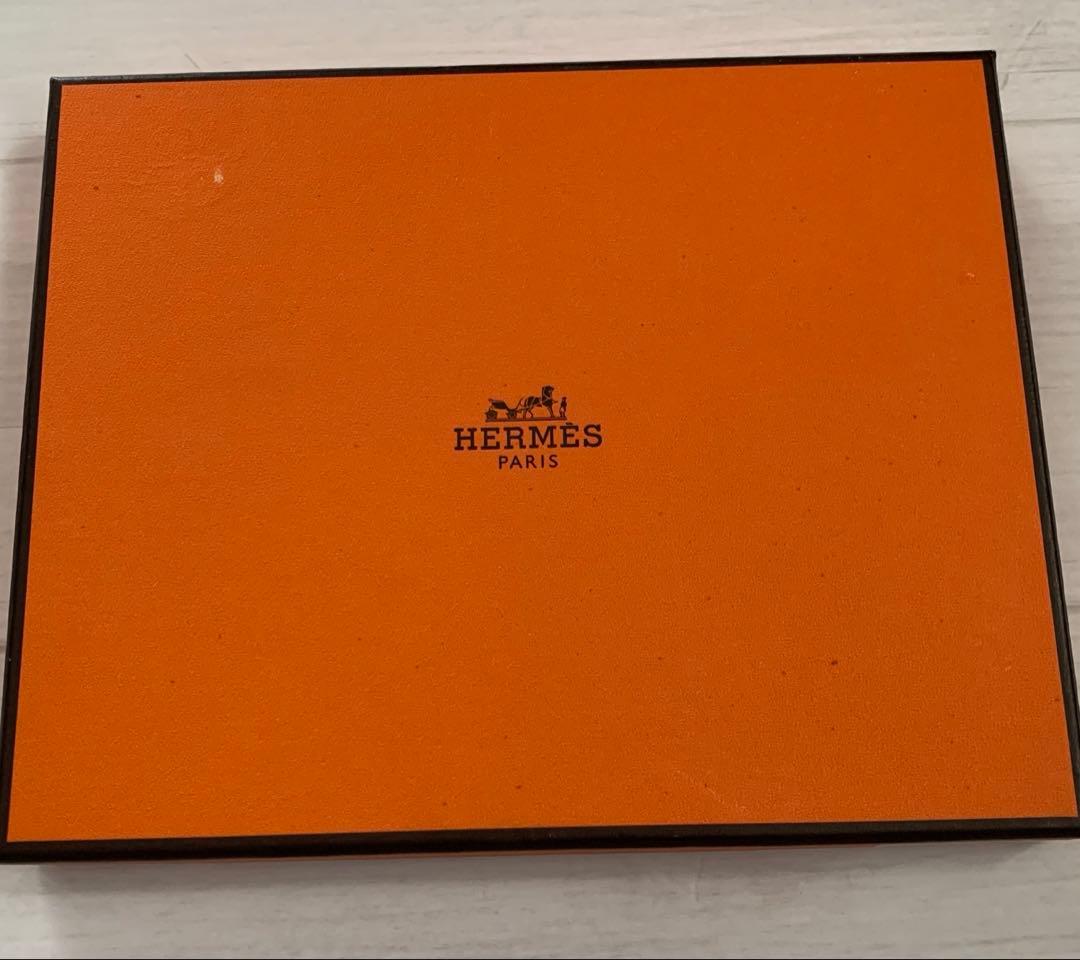 未使用　HERMES エルメス シェーヌダンクルスクエアプレート皿