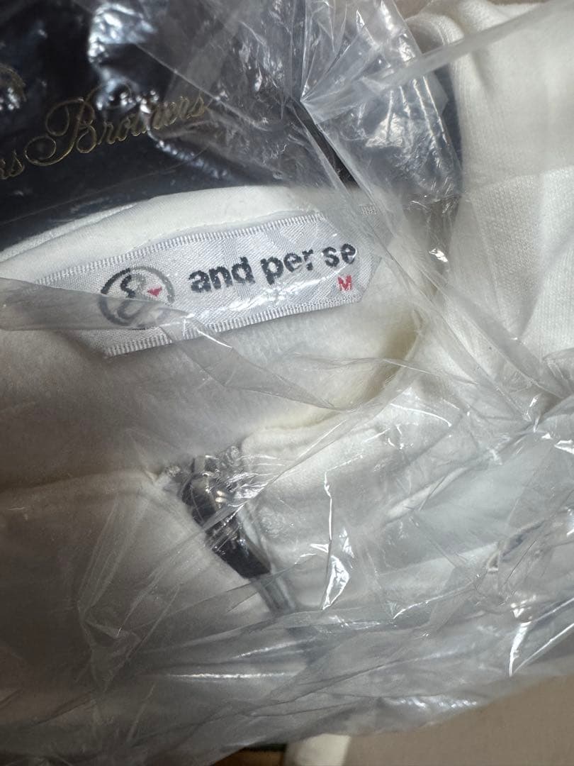 and per se ホワイト M フード付きジャケット