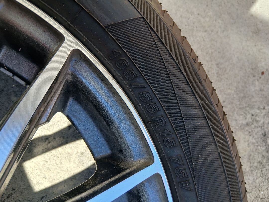 15インチ ホイールセット Yokohamaタイヤ付き　N-BOX