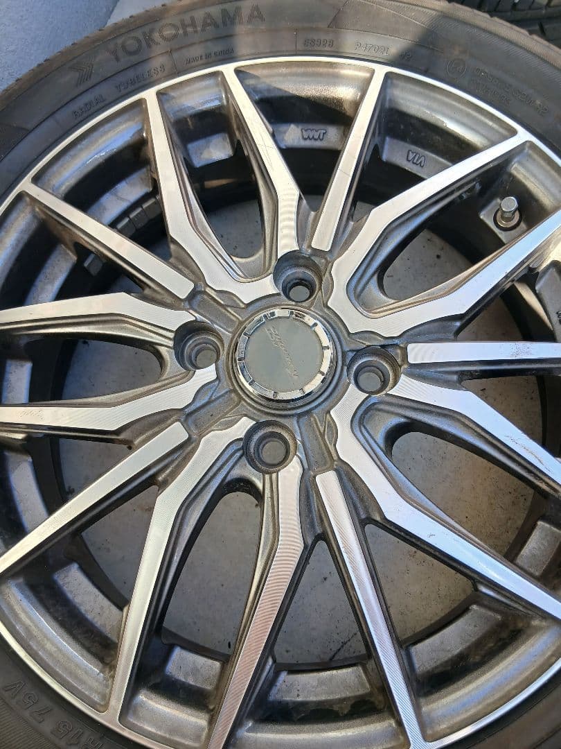 15インチ ホイールセット Yokohamaタイヤ付き　N-BOX