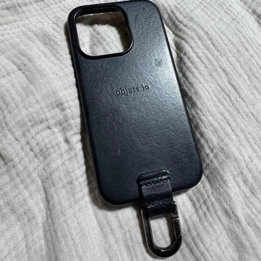 【期間限定値引】objets.io ブラック スマホケース ショルダーストラップ