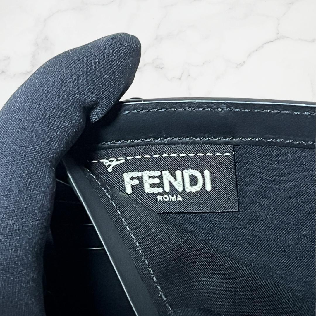 FENDI フェンディ 二つ折り財布 ブラック レザー モンスターアイ メンズ