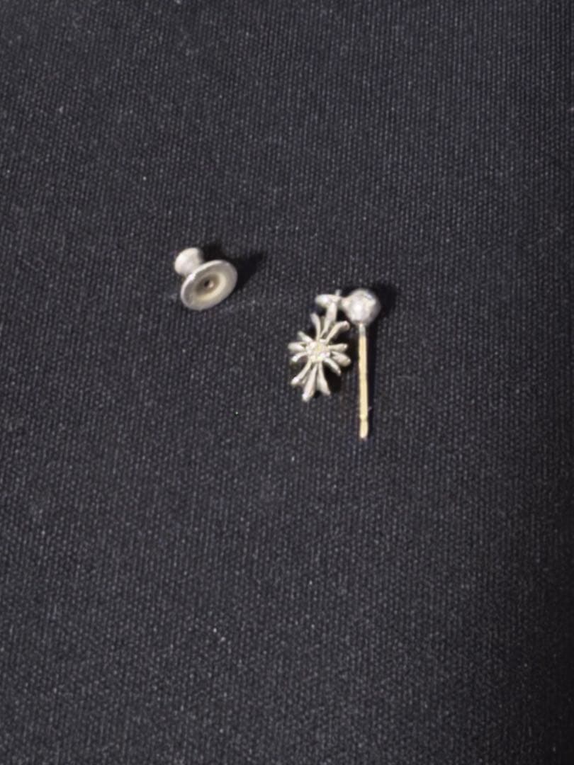 クロムハーツ 両面ダイヤ タイニーE CHドロップピアス