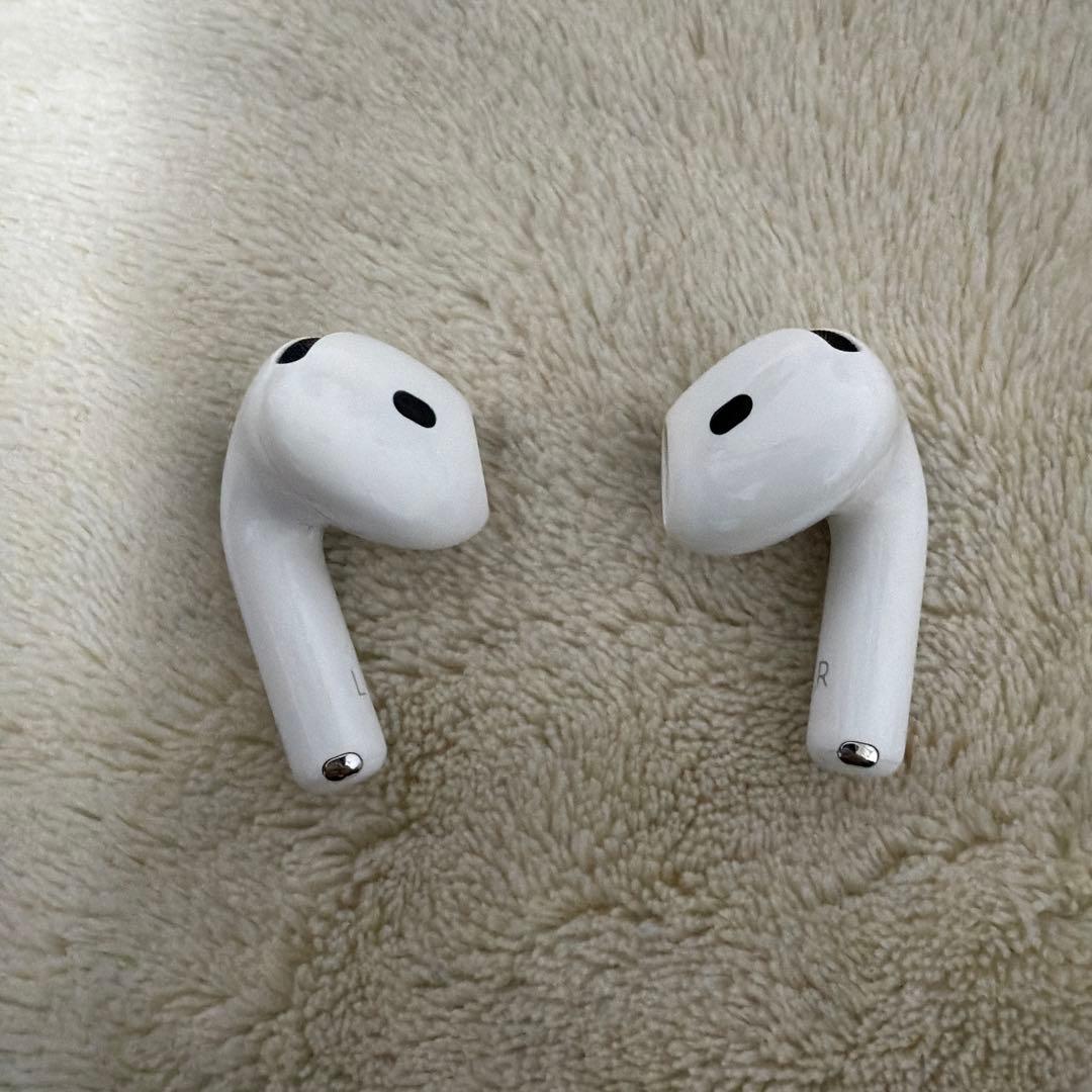 AirPods 4イヤホン