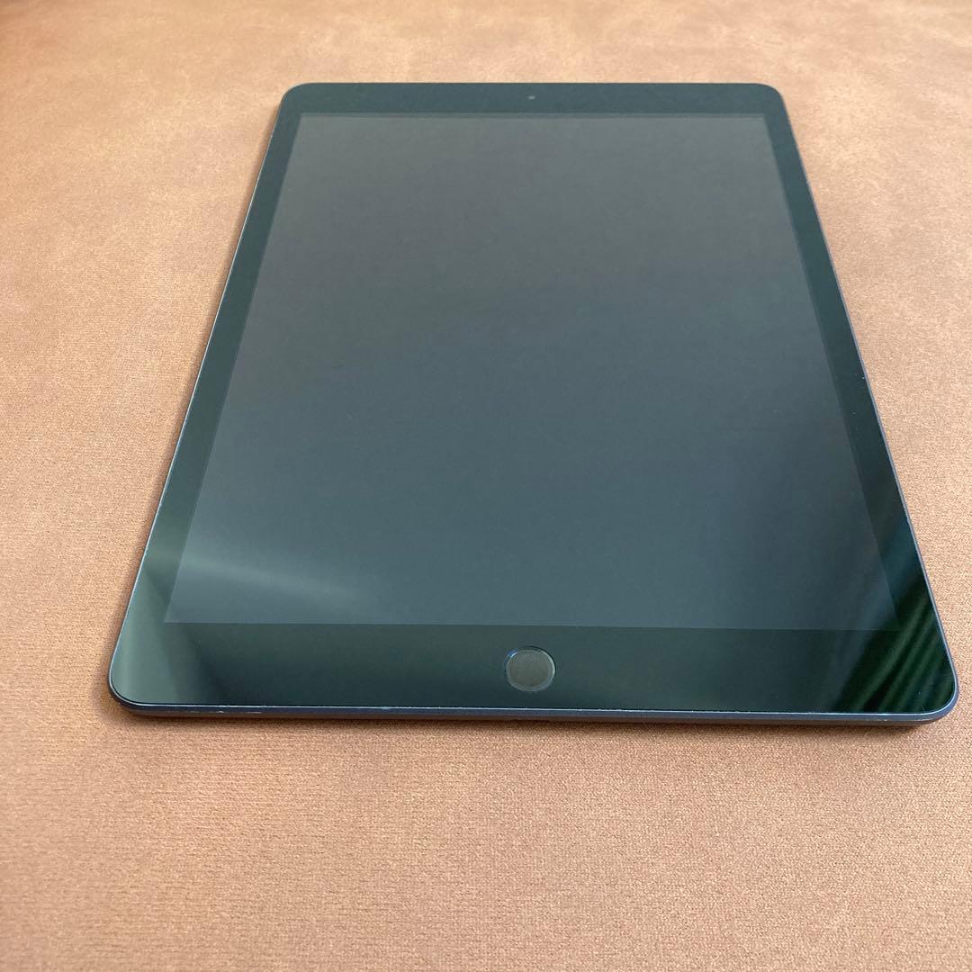 3482【早い者勝ち】iPad7 第7世代 32GB WIFIモデル☆