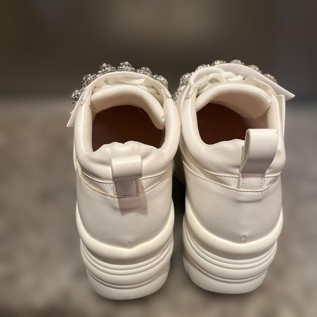 ビジューベルトスニーカー　盛れる♡美脚スニーカー　ホワイト　白　厚底　シューズ