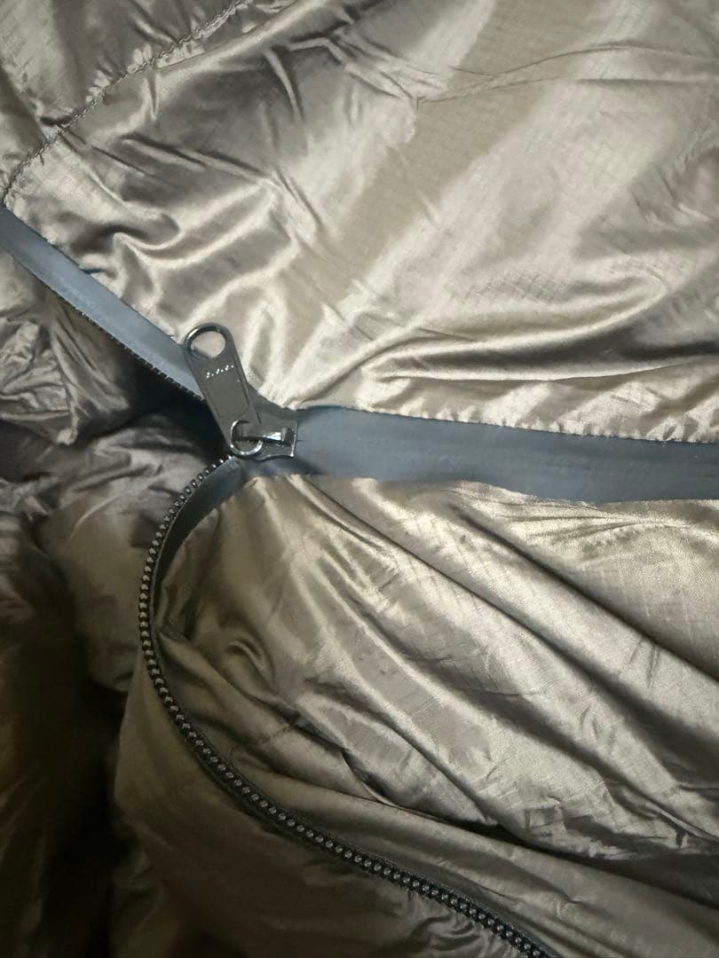 ワークマン寝袋シュラフFCS06＋ 1200ハイグレードモデル快適1℃ 限界−5