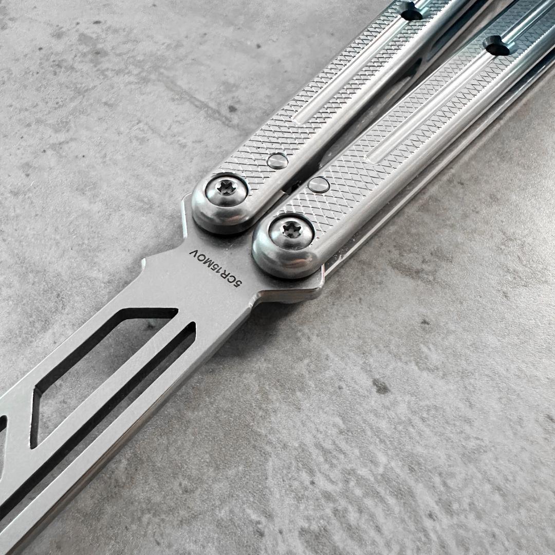 バタフライナイフトレーナー　ARMED SHARK Krake Raken V3