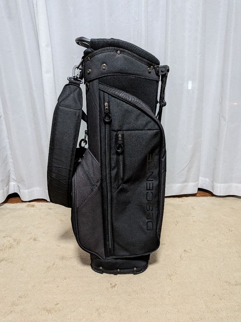人気‼️デサント ゴルフ キャディバッグ スタンド ブラック