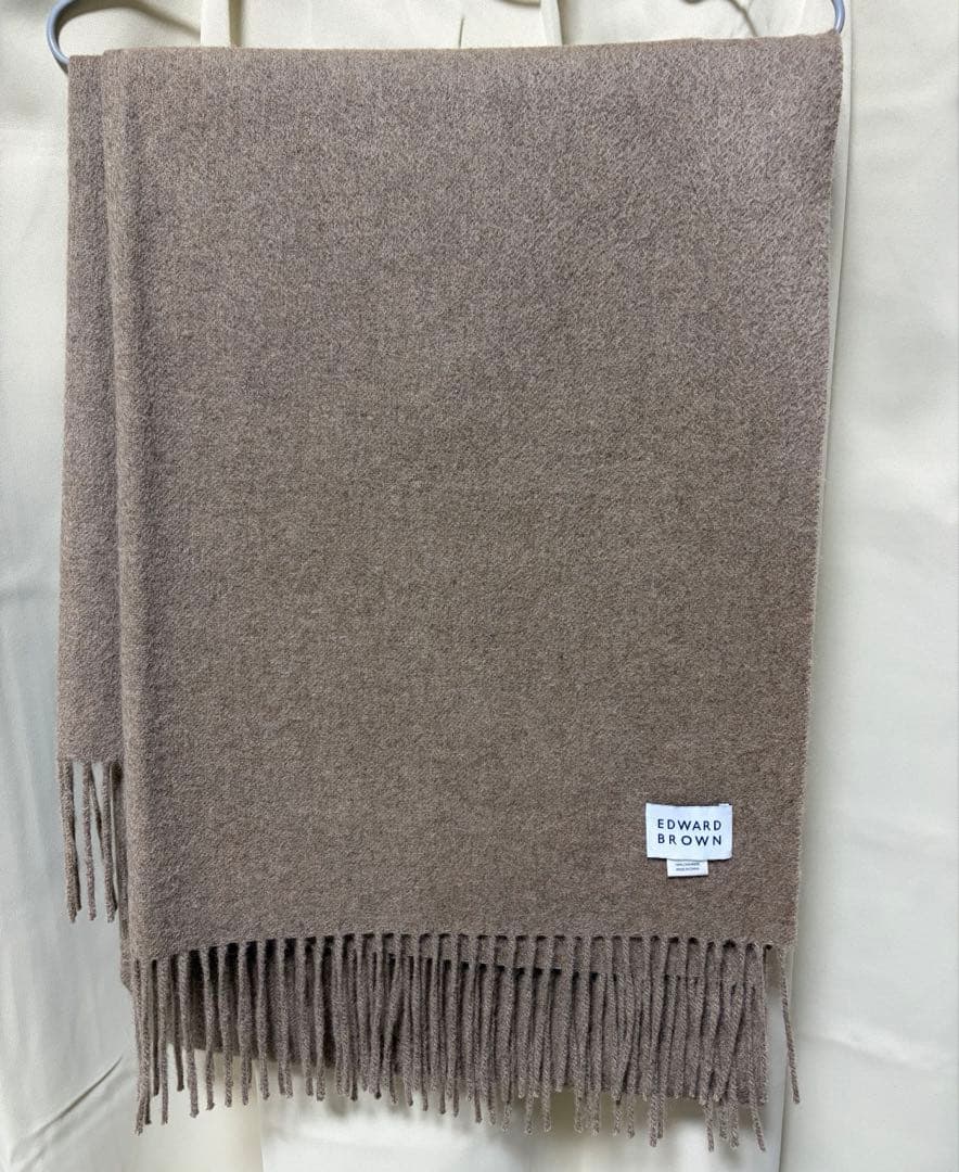 エドワードブラウン　マフラー