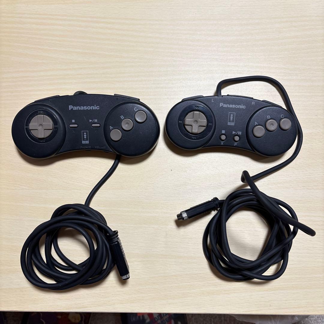 Panasonic 3DO REAL FZ-1 本体、コントローラー２、ソフト３