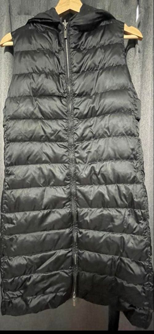 マックスマーラ　リバーシブルロングダウンベスト