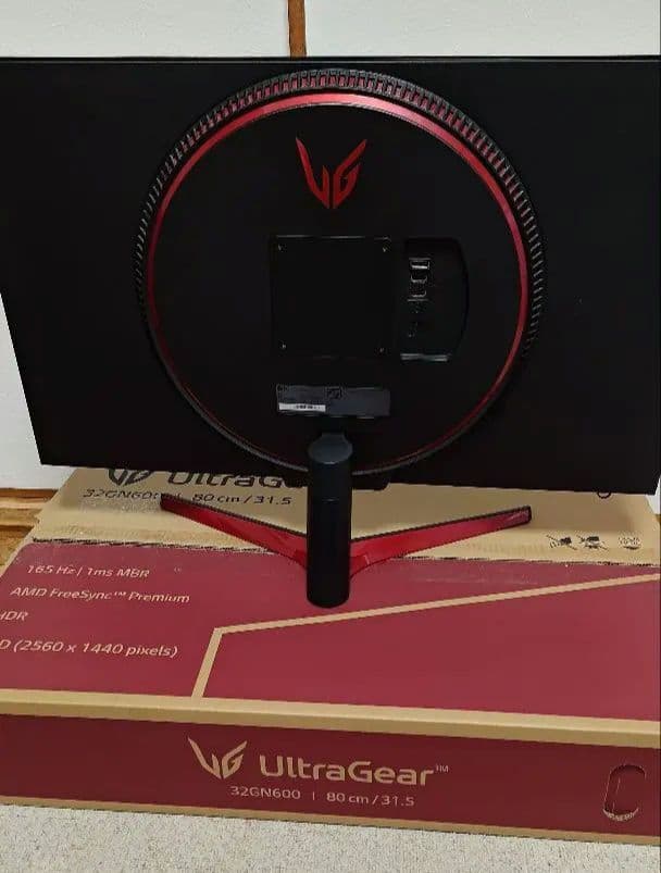 LG UltraGear 32GN600 31.5インチ