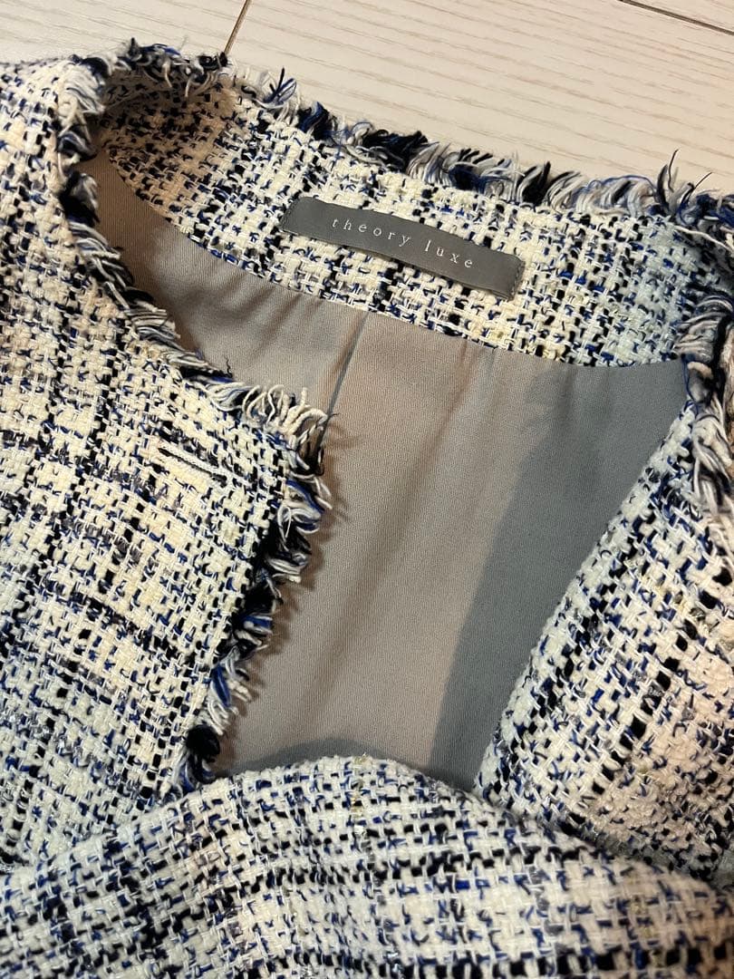 ちっちtheory luxe ノーカラージャケット