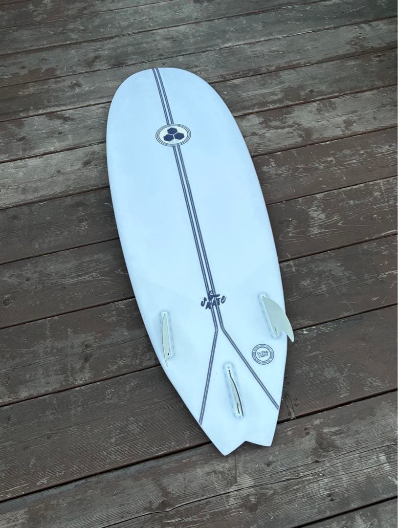 ホワイト ショートボード トライフィン