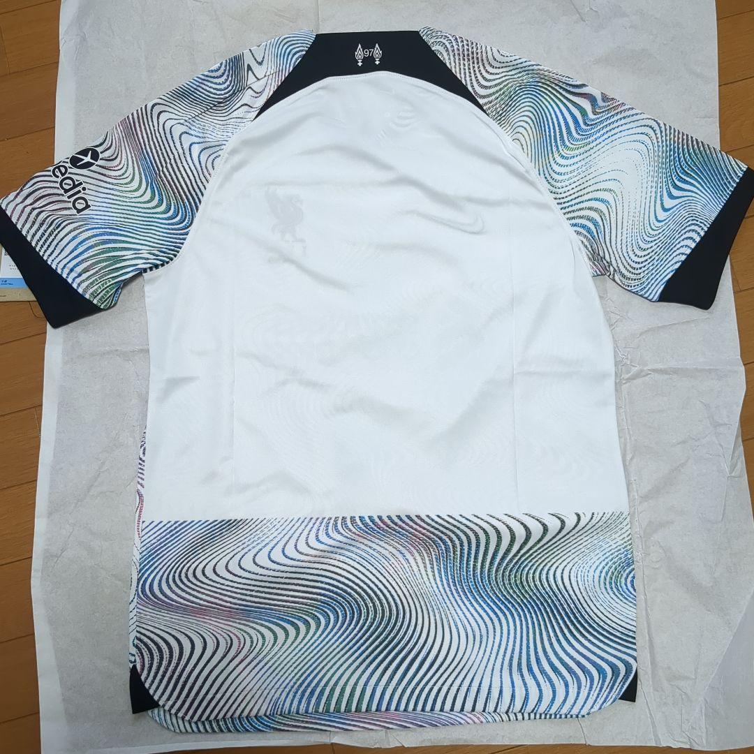 新品未使用　ナイキ　メンズ　サッカーウエア　リバプールFC 　ユニフォーム