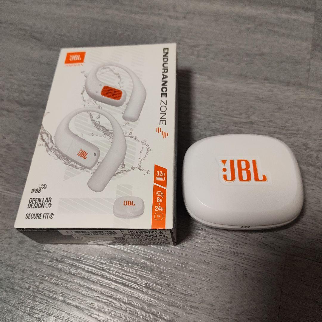 JBL ENDURANCE ZONE ワイヤレスイヤホン ホワイト