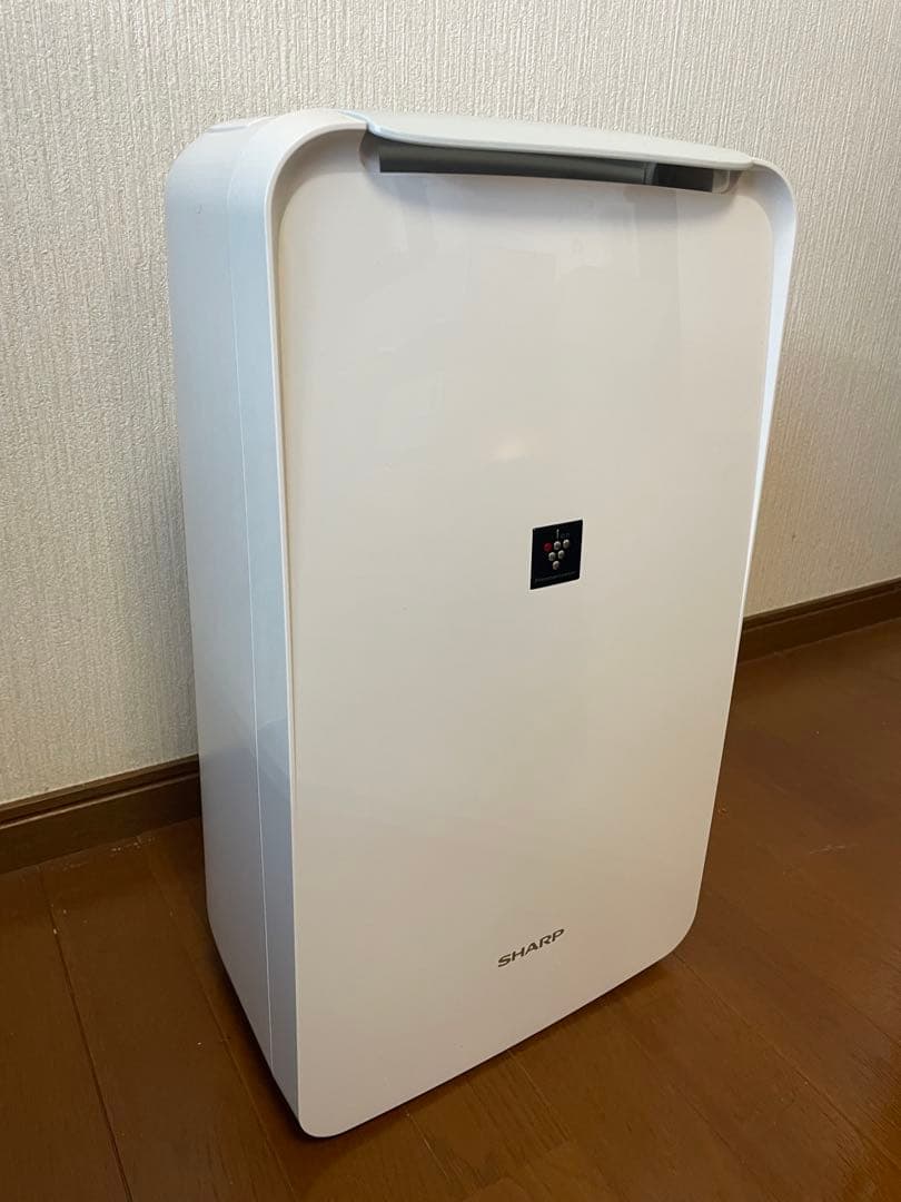 2024年製 SHARP シャープ 衣類乾燥除湿機 CV-P71-W 中古美品