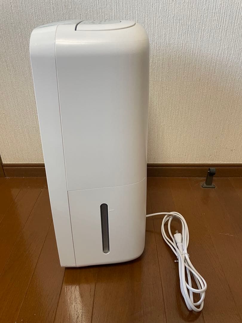2024年製 SHARP シャープ 衣類乾燥除湿機 CV-P71-W 中古美品