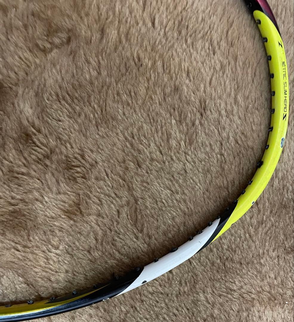 ヨネックス　アークセイバーZスラッシュ