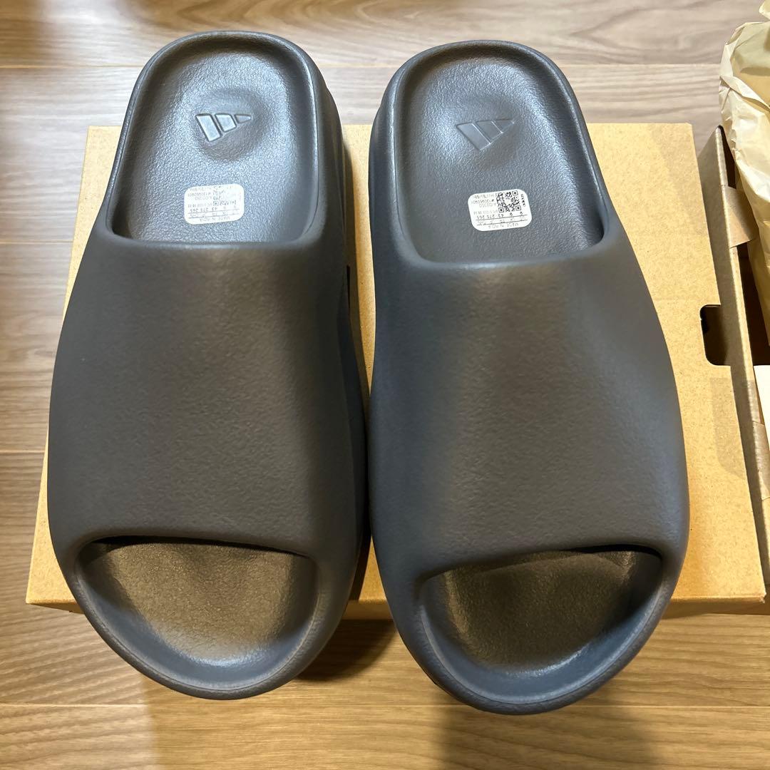 靴 adidas YEEZY Slide \