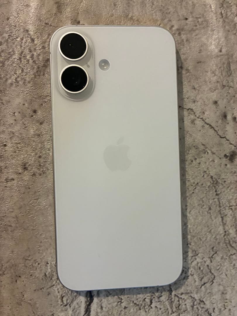 iPhone16 本体　256 美品　スマートフォン本体