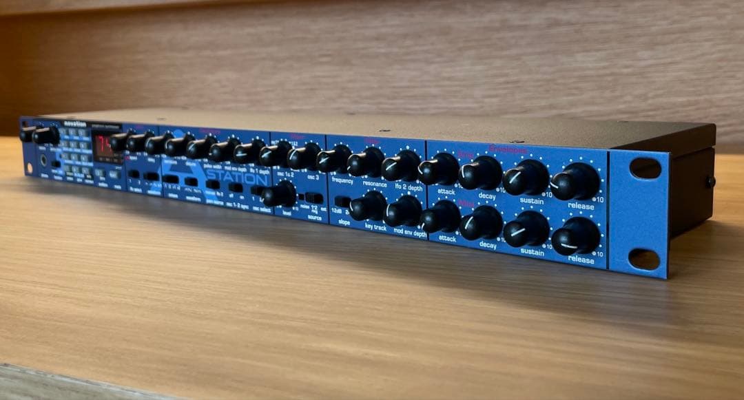 Novation A-station（アナログモデリングシンセ）
