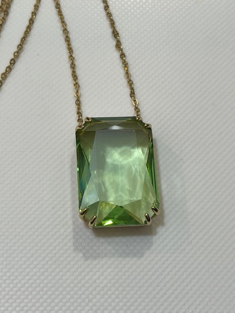 ネックレス　スワロフスキー