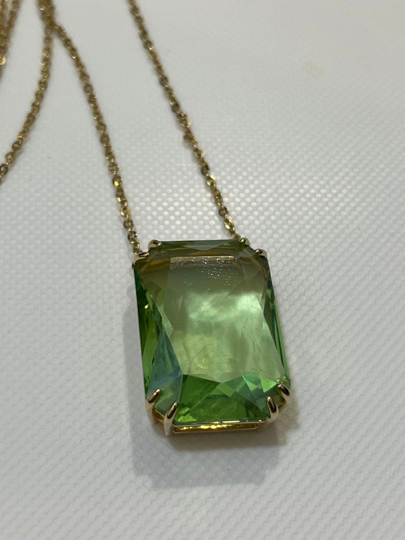 ネックレス　スワロフスキー