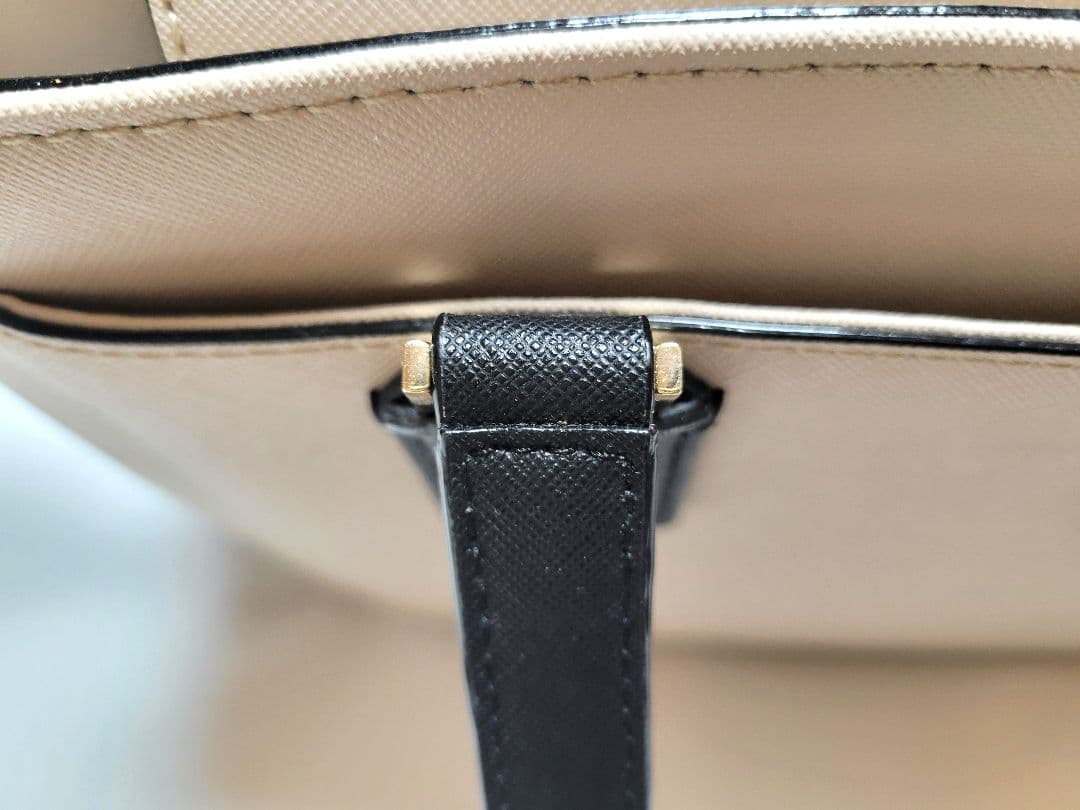 美品 kate spade キャメロン ストリート ゾーイー ベージュ×ブラック