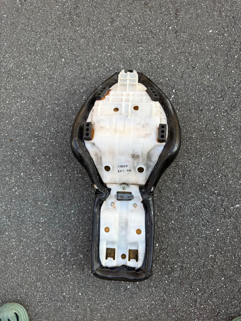 スティード400 リアフェンダー　シート　シーシーバー　サイドカバー　紺色