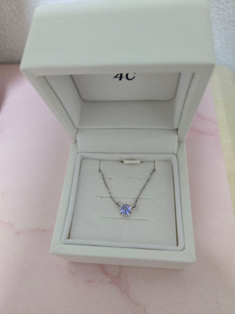 【週末限定セール】美品✨4℃ プラチナ　 タンザナイトネックレス　Pt850