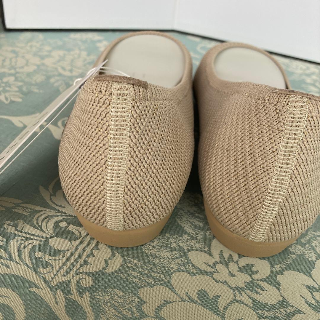 steppi by UNFILO ベージュ フラットシューズ 6H